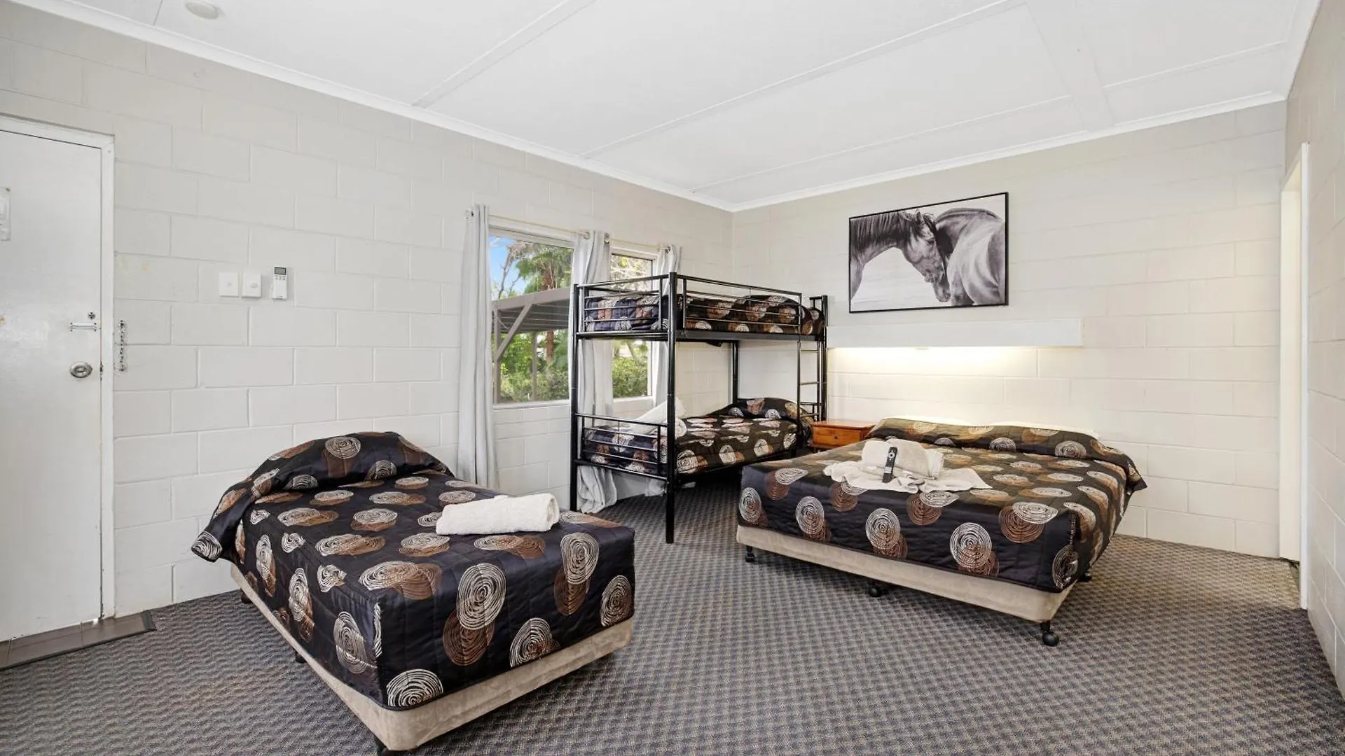 Hillview Motel Charters Towers Qld Australia