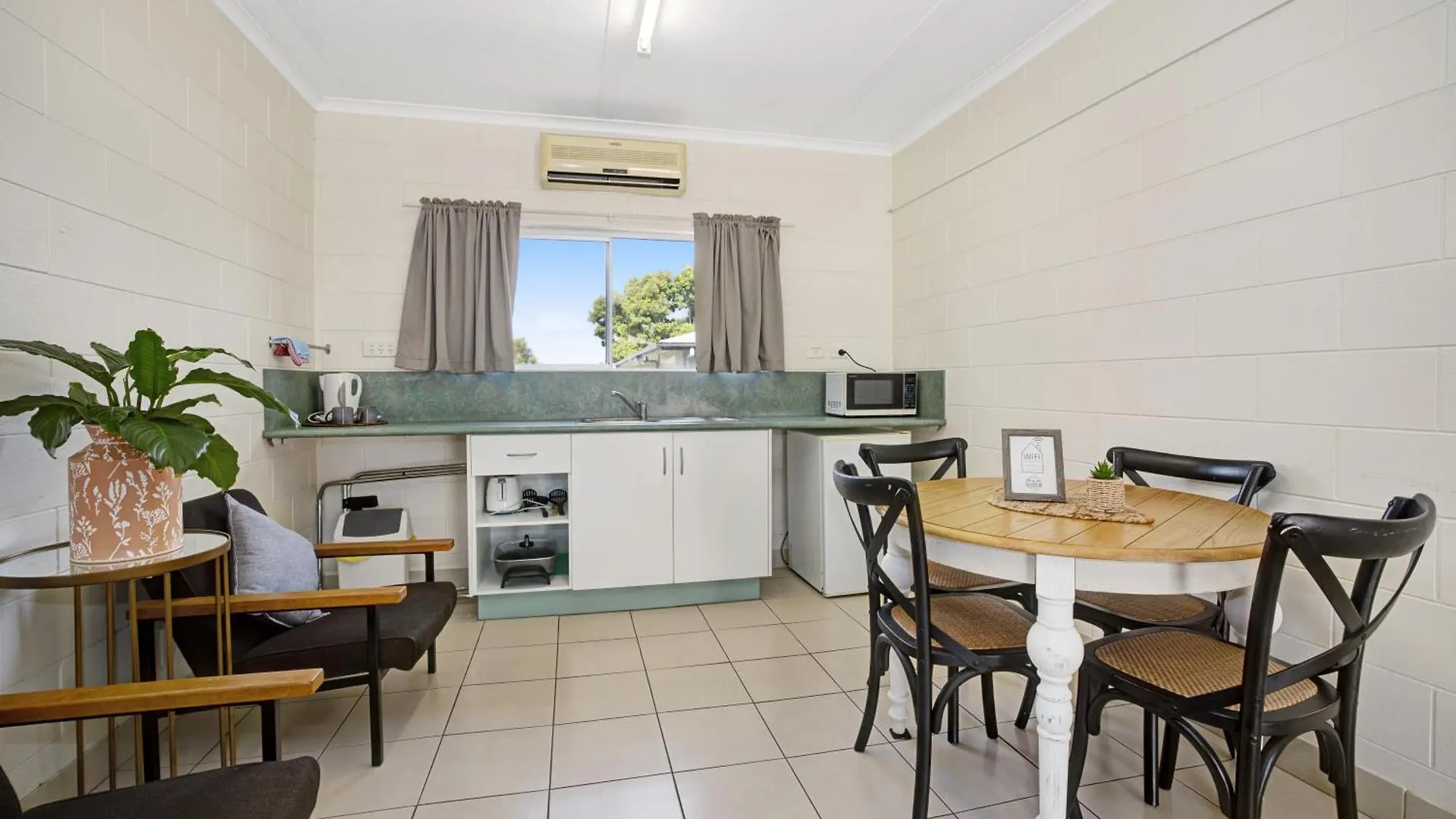 Hillview Motel Charters Towers Qld